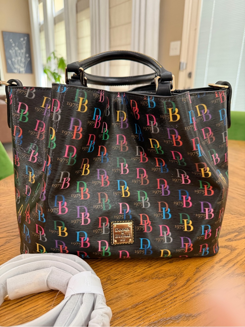 VINTAGE NWOT Dooney & Bourke 1975 Black Multicolor “It Bag”